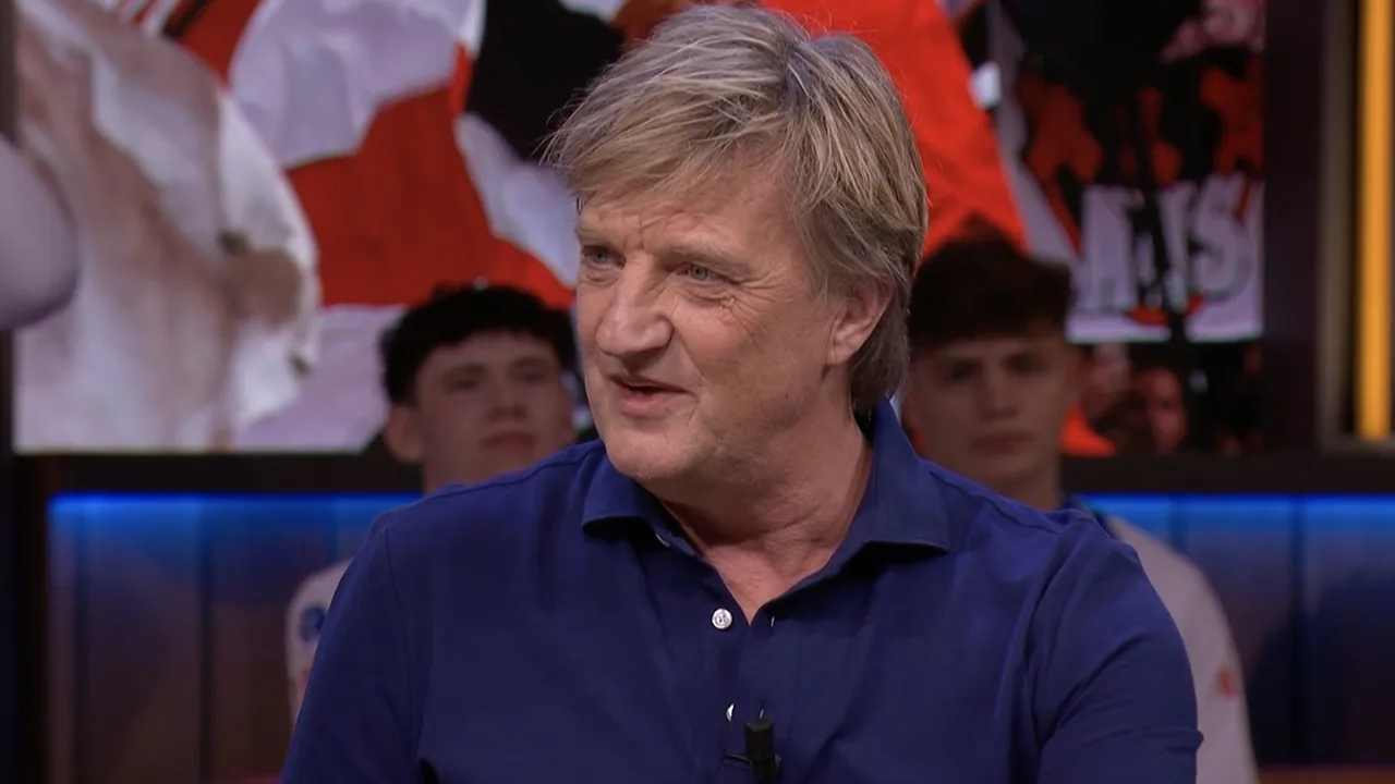 'Peter Bosz gaat te ver met zijn open sollicitatie bij Ajax'