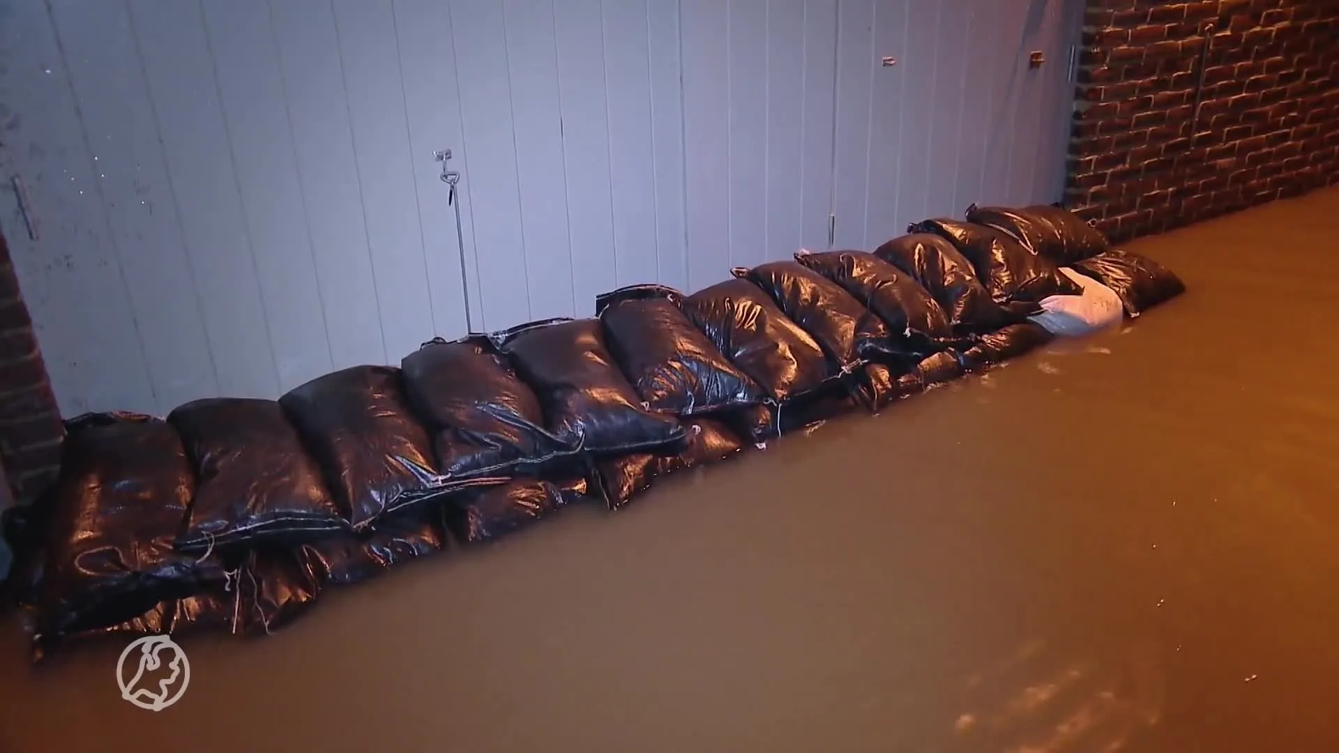 Groot alarm om hoogwater in Zuid-Limburg, rivier dreigt te overstromen
