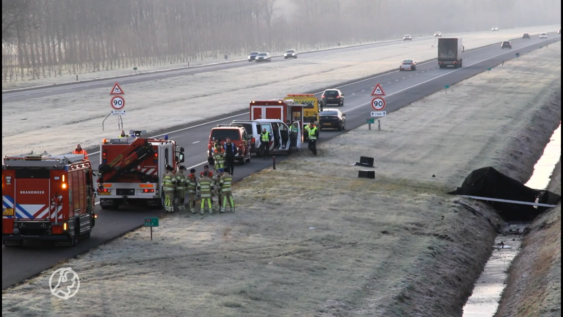 Twee doden bij ernstig ongeluk op de A6 bij Lelystad, snelweg dicht