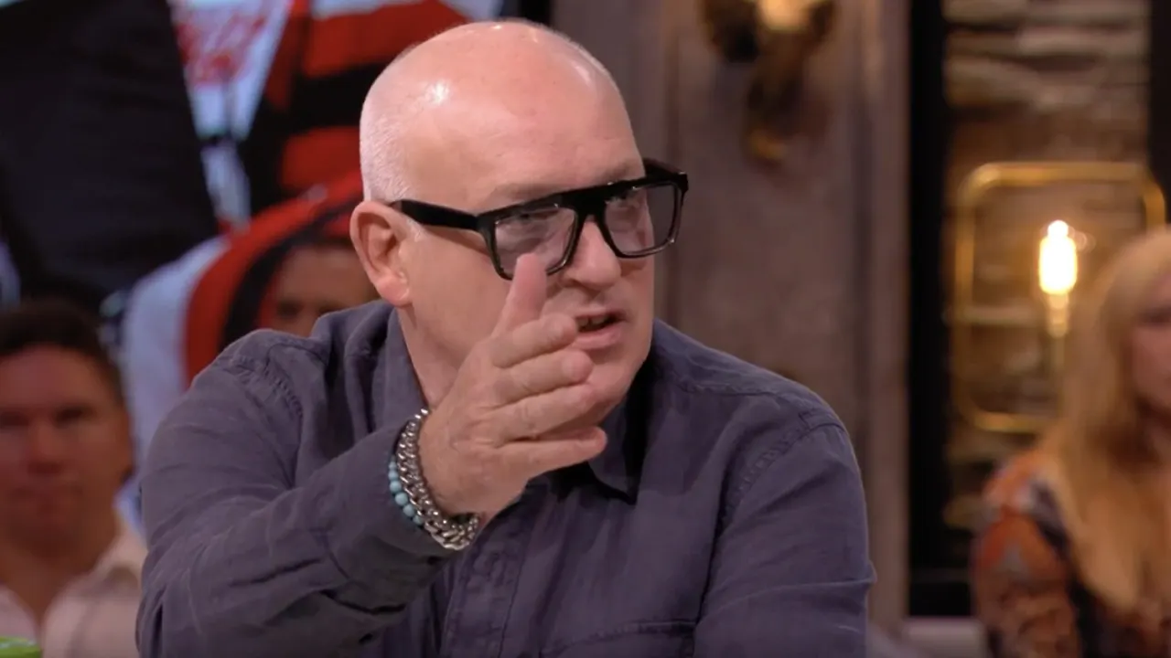 René verbaasd door hoge transfersom van Ajax-aankoop: 'Hoe hoog moet je de lat leggen, dan?!'