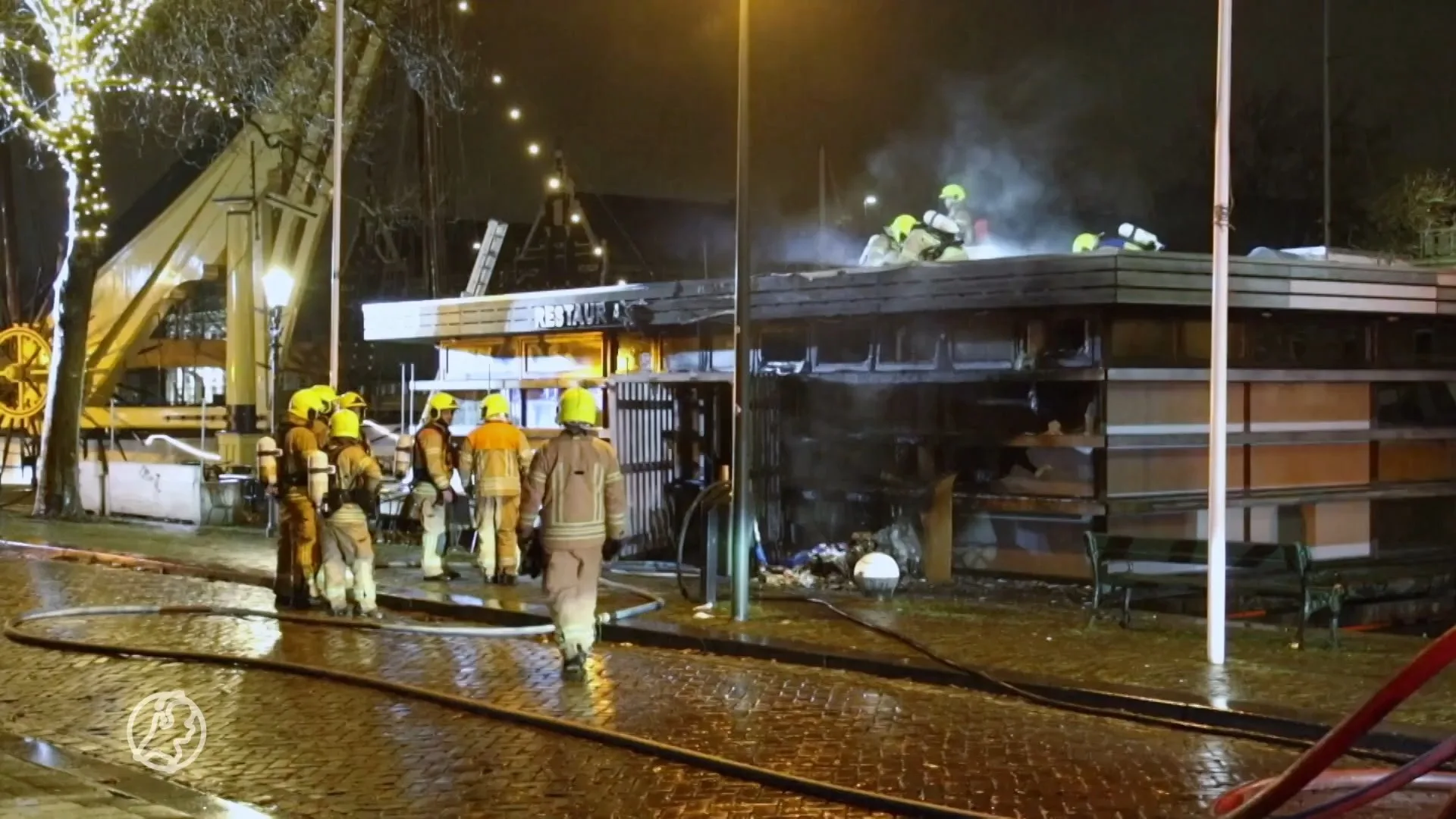 Restaurant in Vlaardingen in vlammen op, brand mogelijk aangestoken
