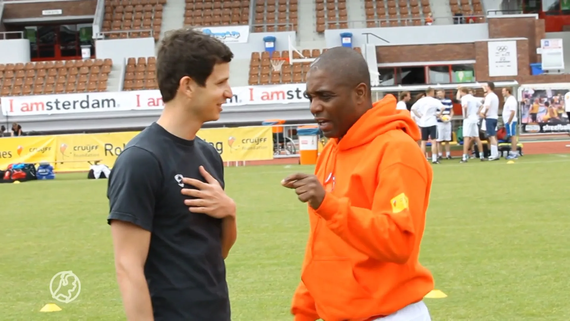 Oud-voetballer Bryan Roy krijgt taakstraf voor bedreigen Rutte