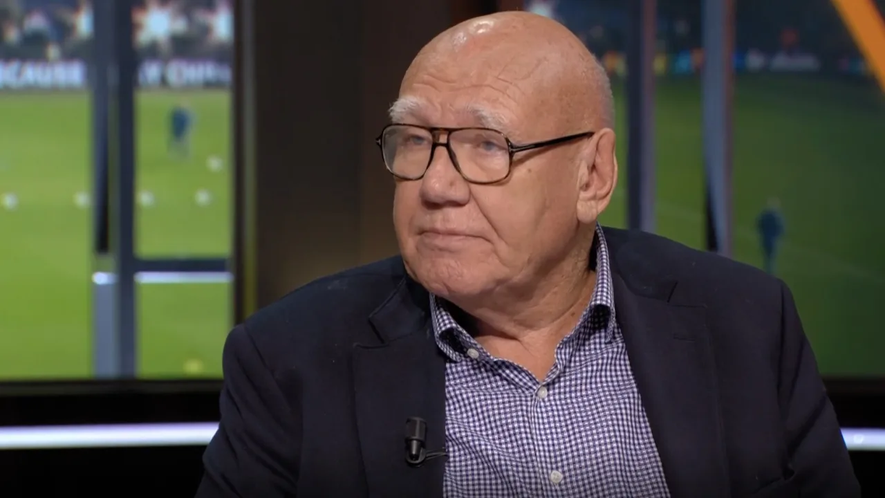 Kees concludeert: 'Tegen PSV heeft Ajax Daley Blind nodig'