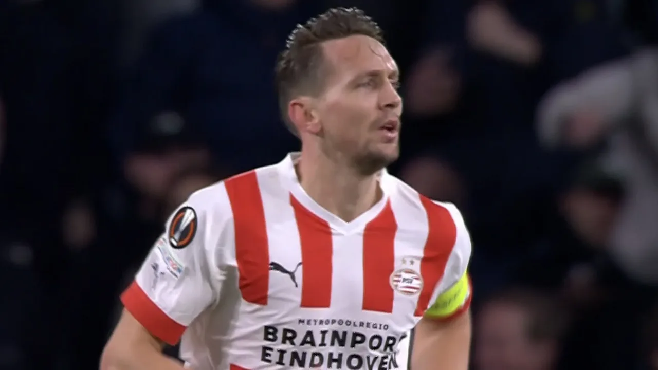 VIDEOGOAL: PSV - Sevilla 1-0 (De Jong)