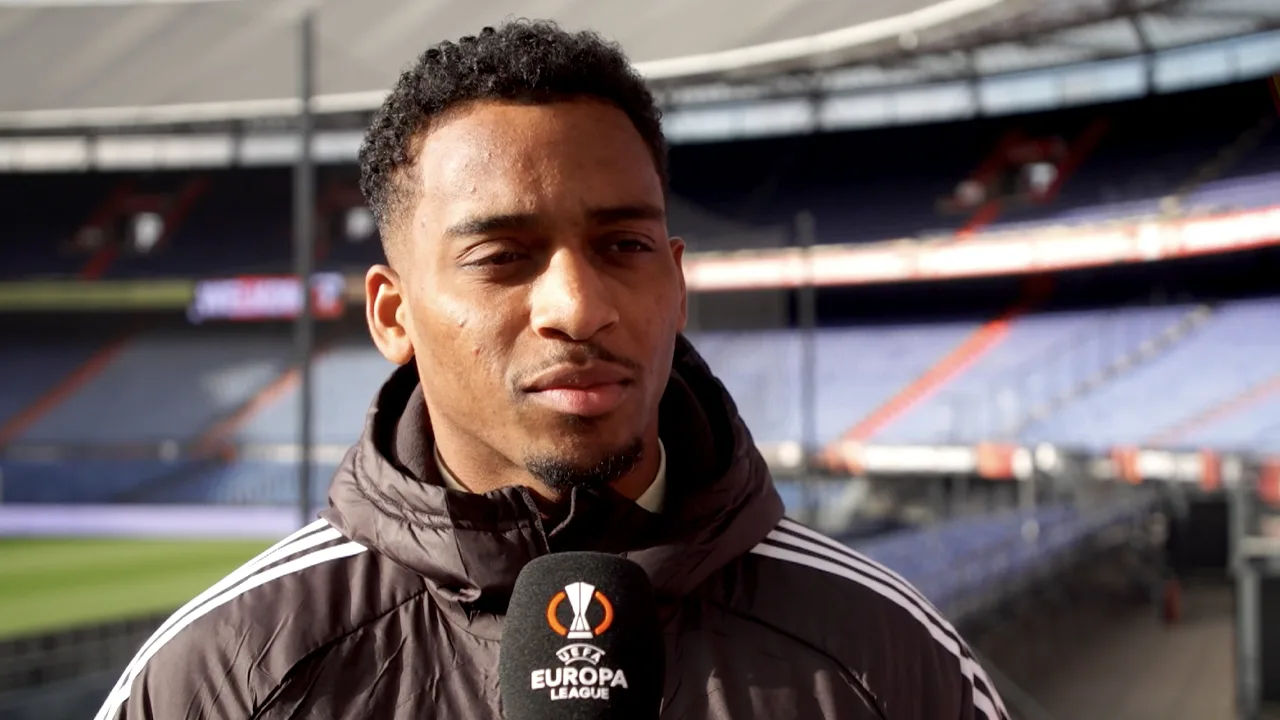 Timber over wisselingen bij Feyenoord: 'Dat hoort bij een topclub'