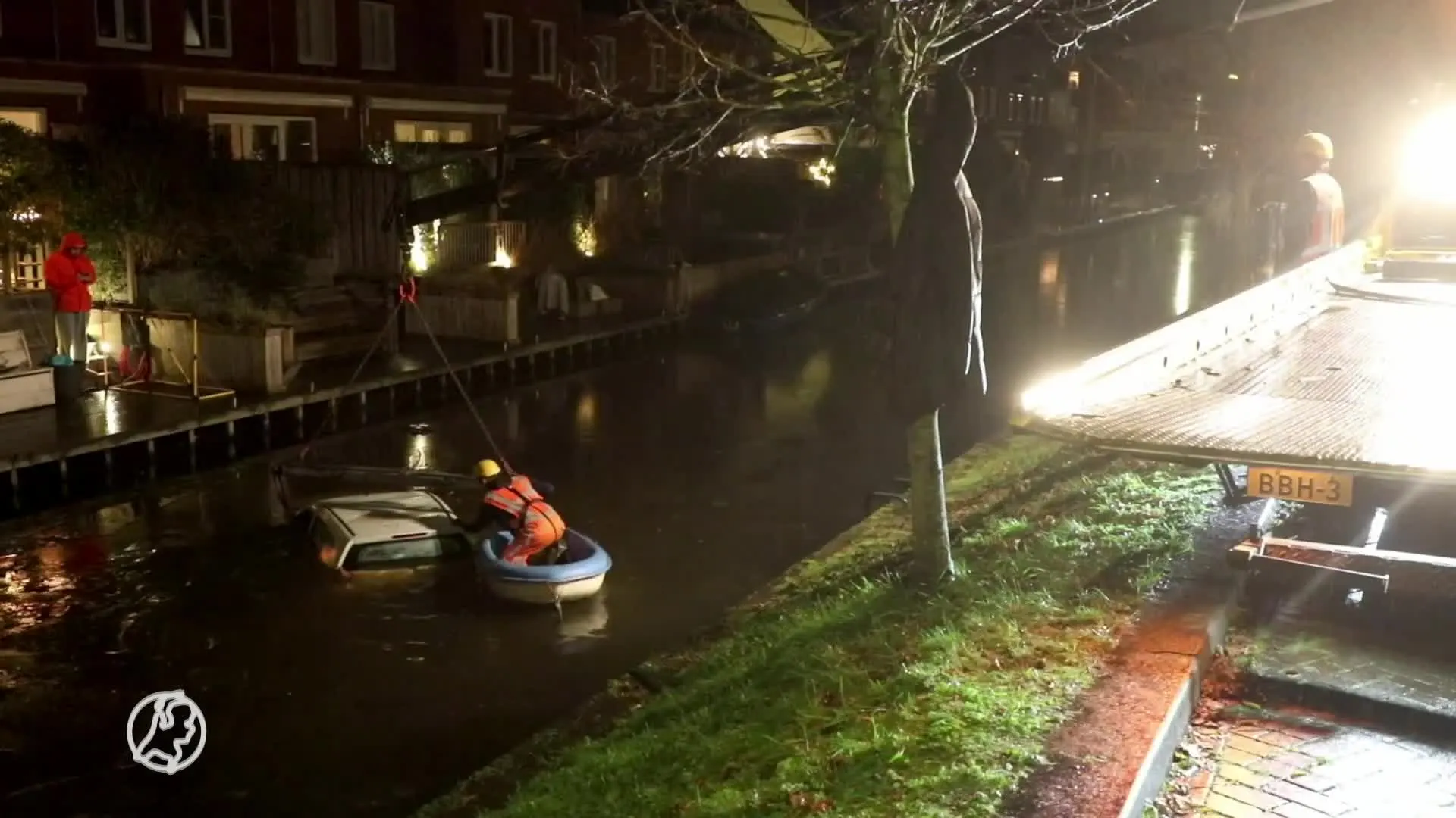 Meerdere ongelukken door gladheid, KNMI geeft code oranje af voor bijna hele land