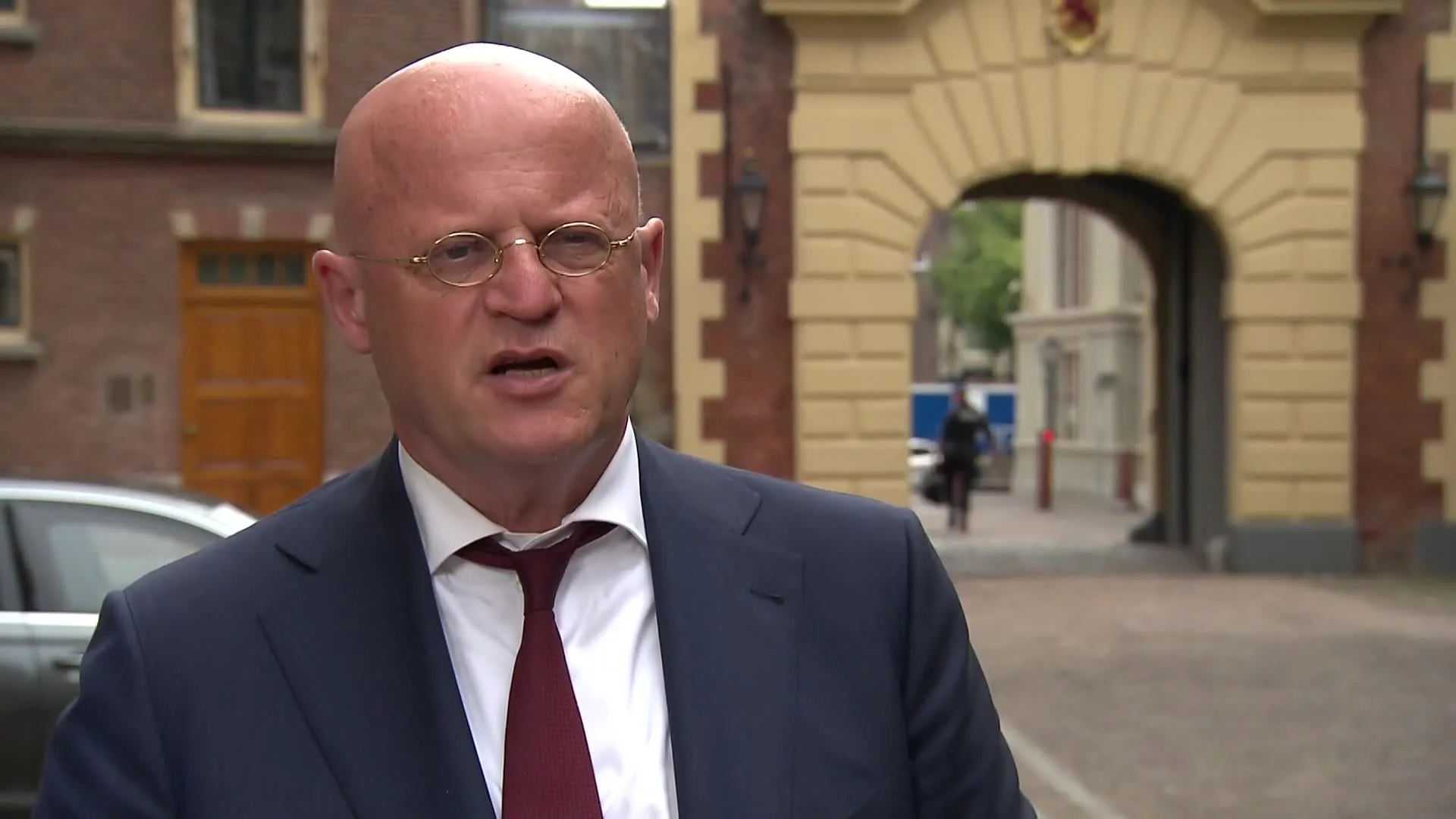 Grapperhaus vindt ode aan de mondkapje achteraf 'niet heel handig'