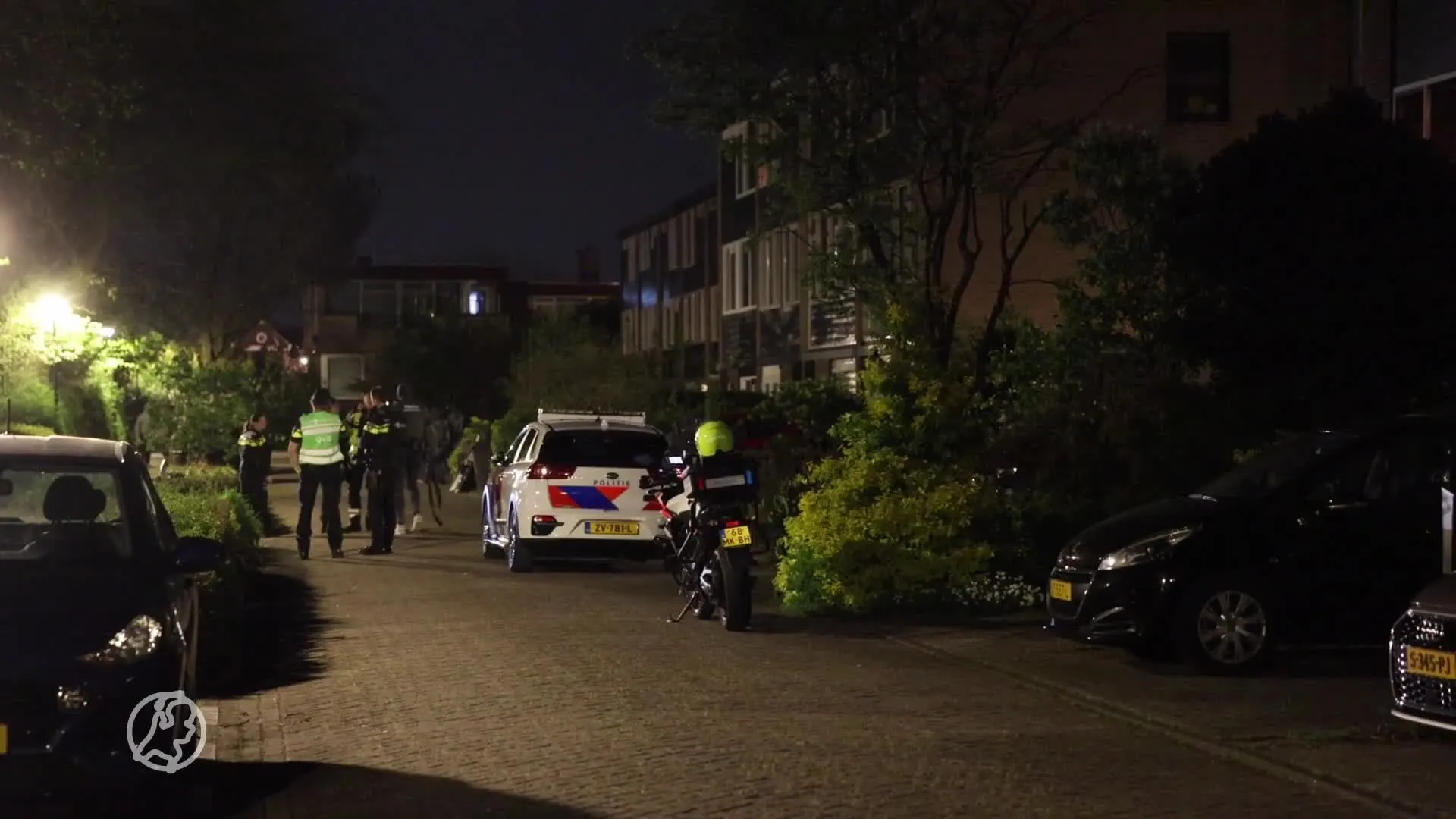 Politie schiet man neer die kort daarvoor het vuur opent op agenten
