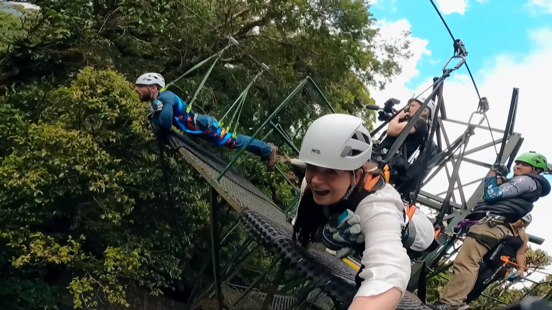 VLIEGT Bas het HART in van Diana?