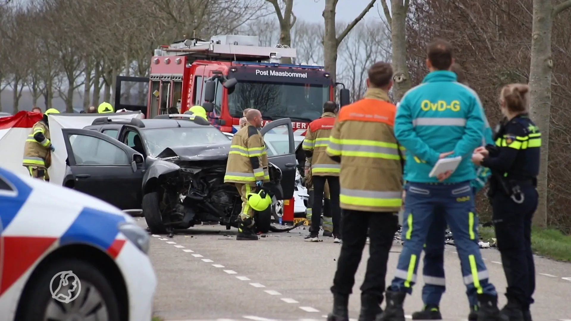 Dode en gewonden bij frontale botsing in Appeltern