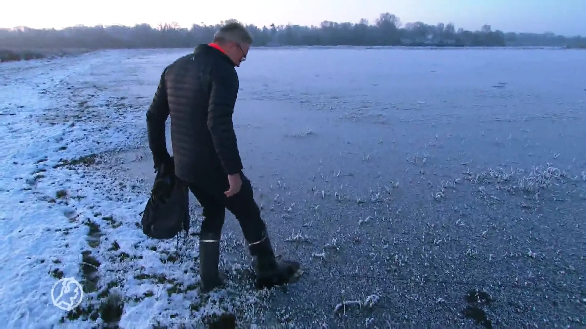 Eerste schaatsers testen het ijs: 'Voor je het weet is het weer verdwenen'