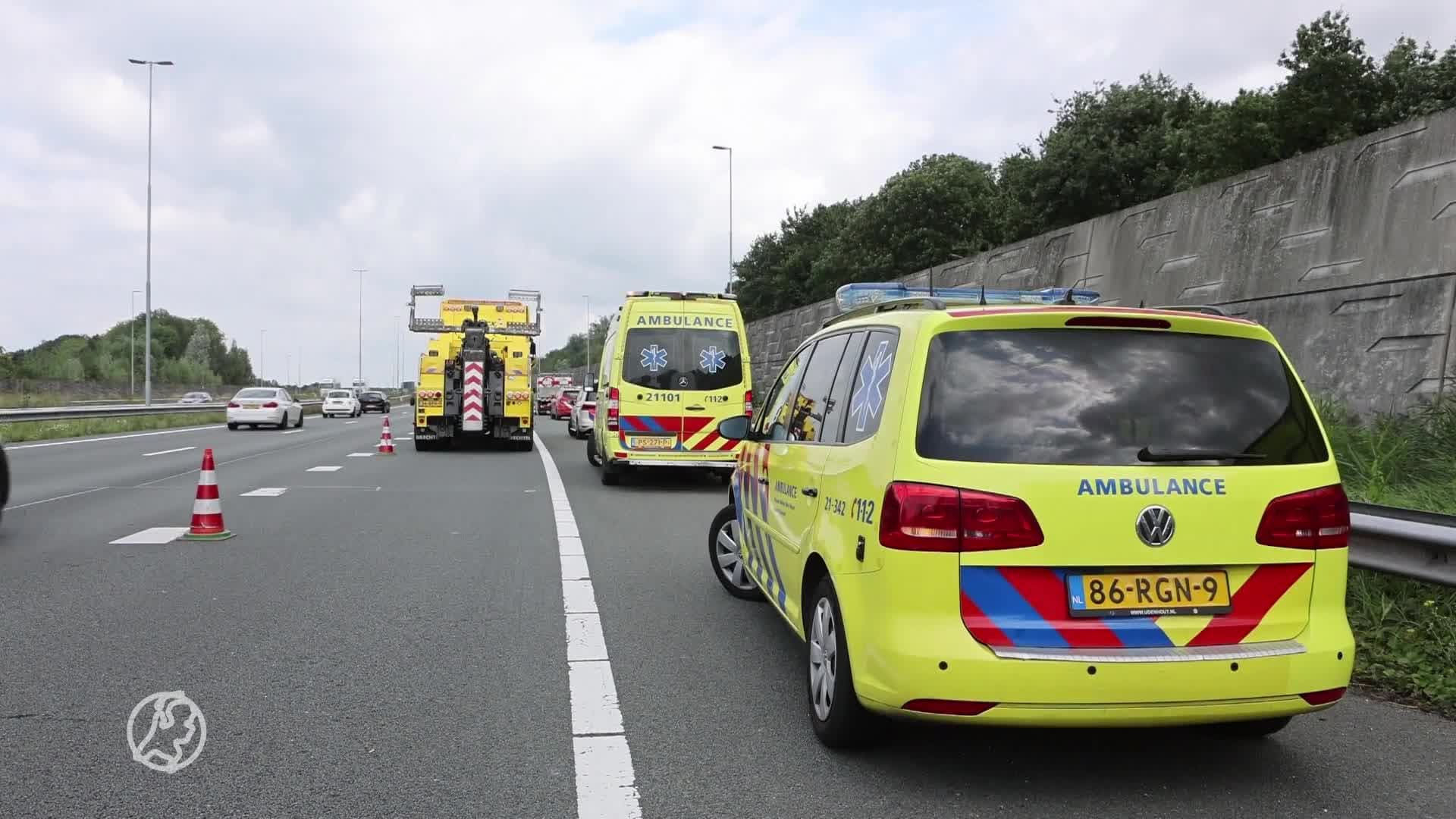 Automobilist steekt in op vrachtwagenchauffeur tijdens verkeersruzie
