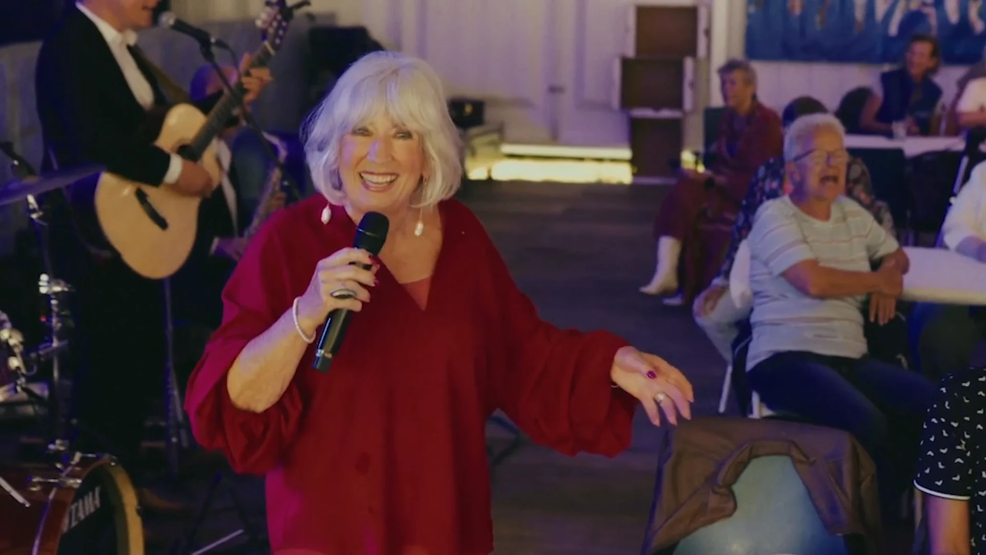 Willeke Alberti zet haar liefdevolle hart in voor eenzame ouderen