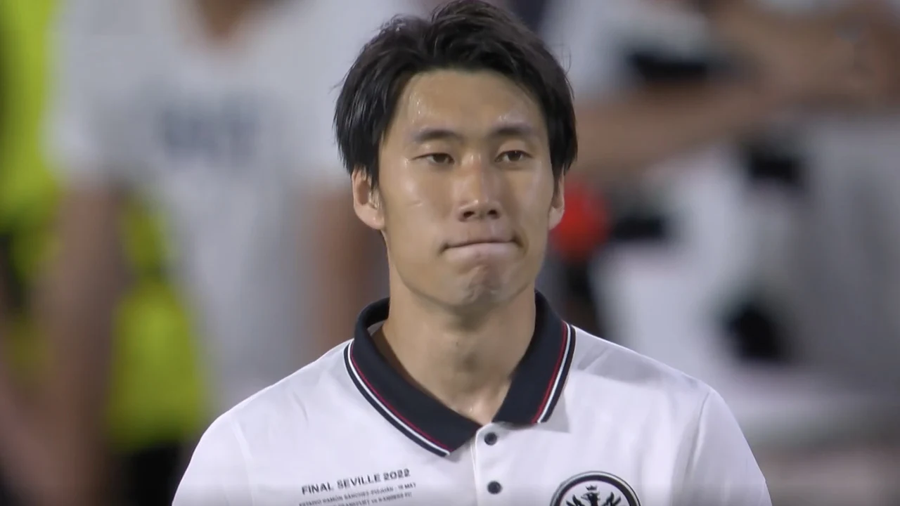 KANS: Kamara krijgt grote kans op gelijkmaker, maar schiet over