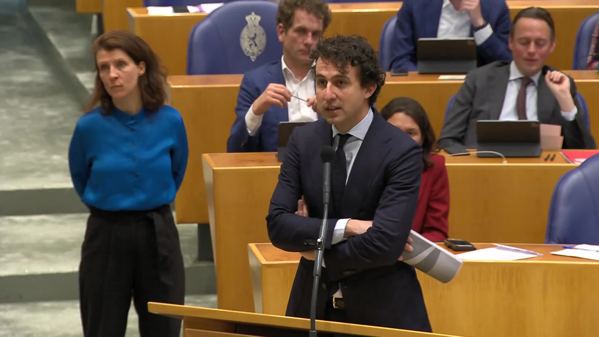 Groot deel oppositie zegt vertrouwen in kabinet op