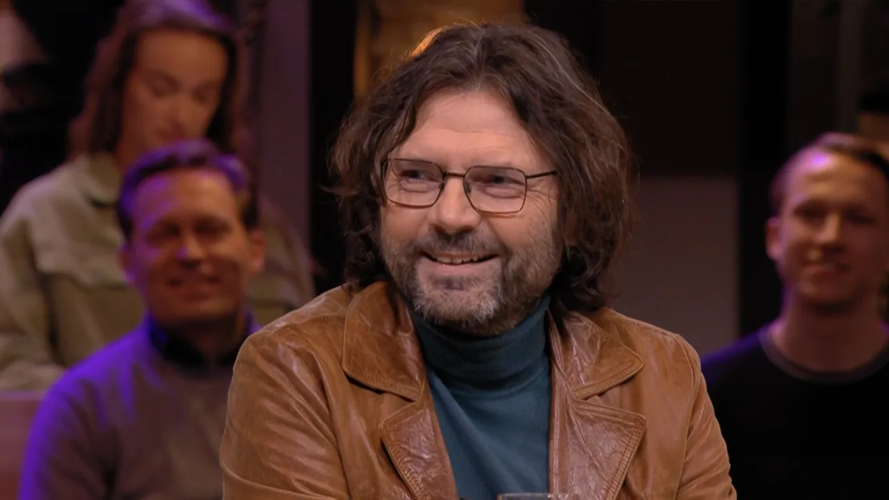 Grieperige René afwezig: ‘Kan jij ook om je eigen grappen lachen, Job?’