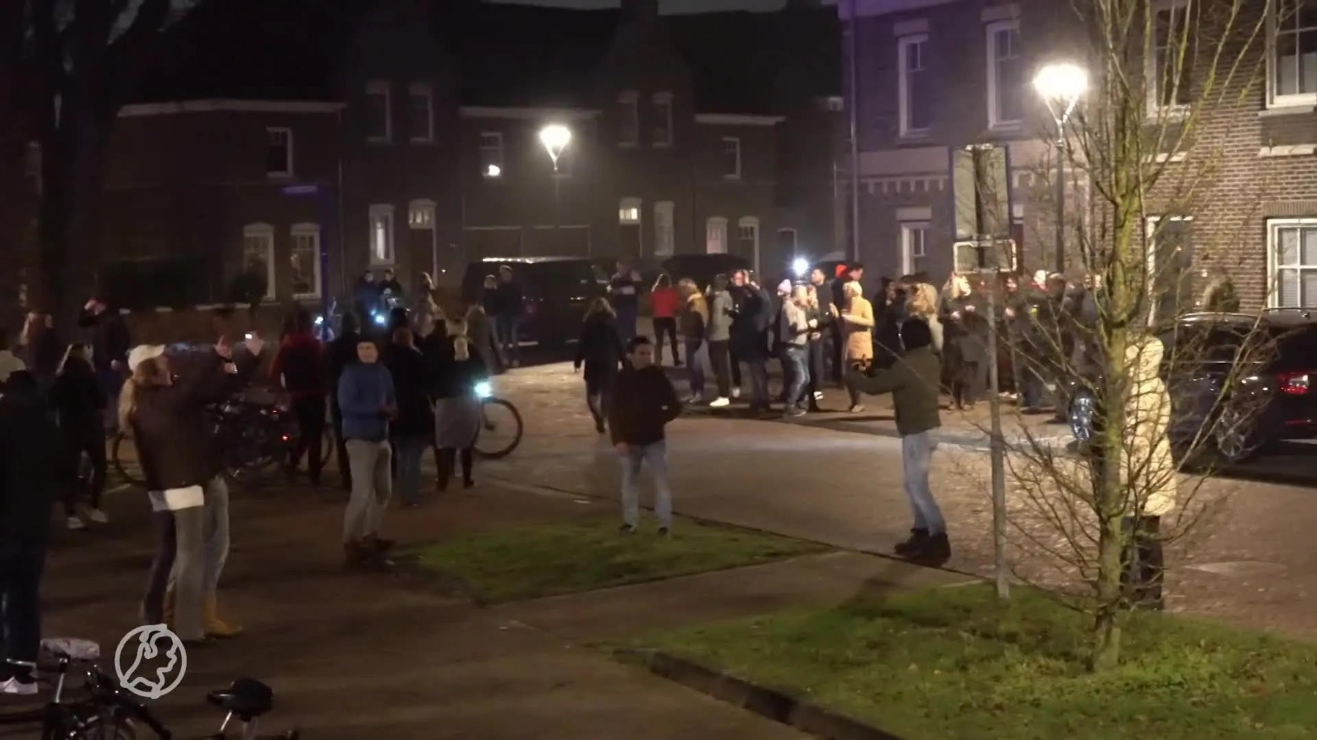 Groot illegaal feest in Dalfsen met honderden gasten eindigt na noodbevel