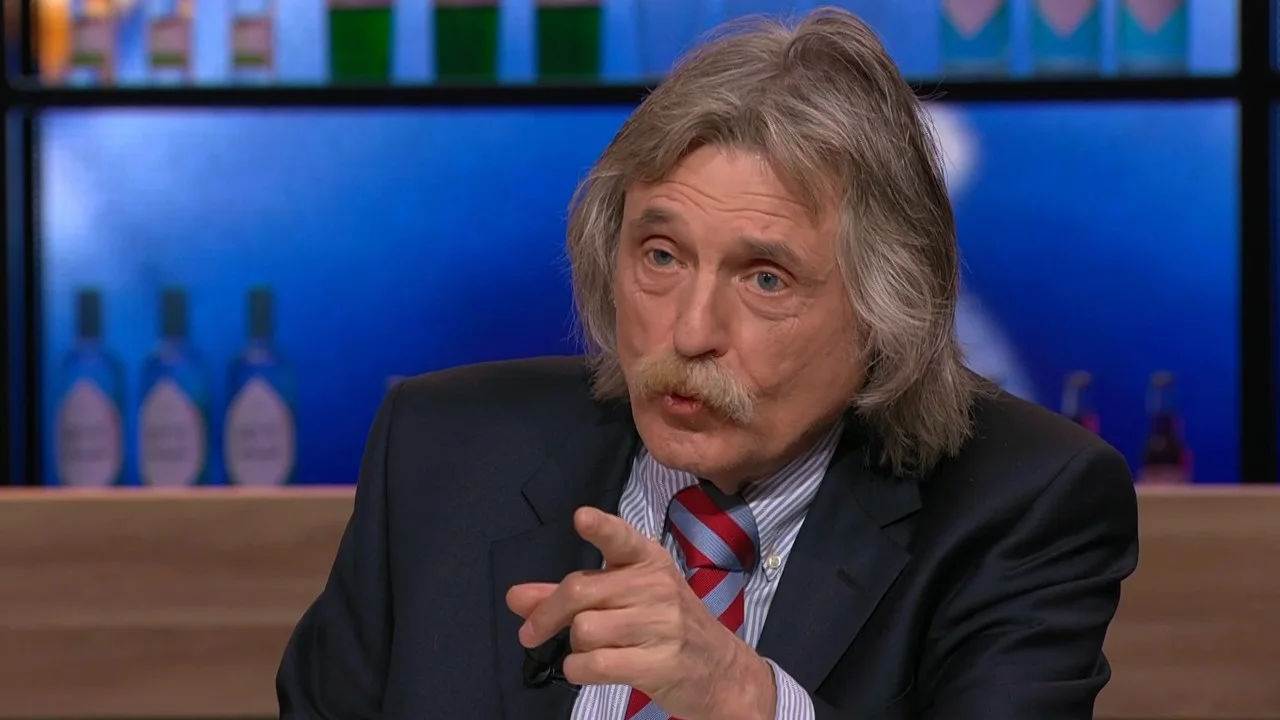 'Ik hoop dat Rutte zich kapot schaamt als hij die rij brave burgers ziet staan'