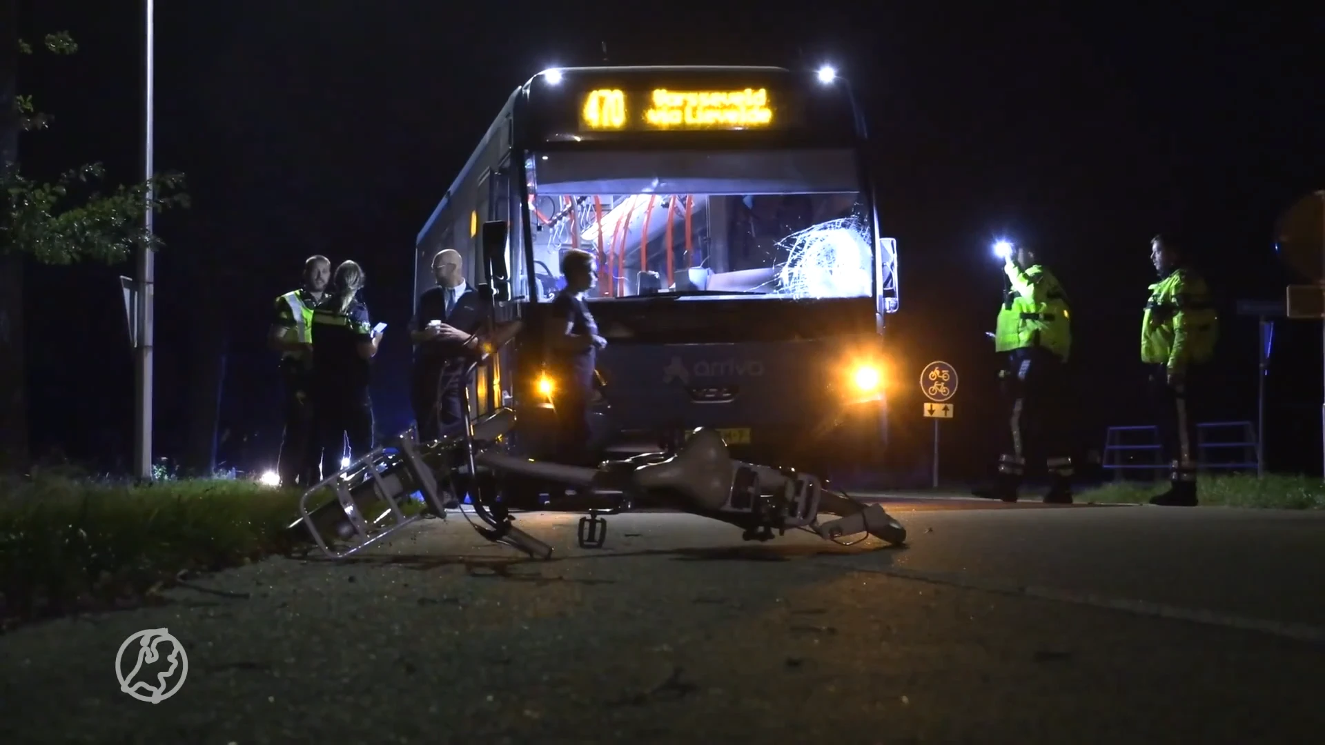 Fietser naar ziekenhuis na aanrijding met lijnbus in Neede