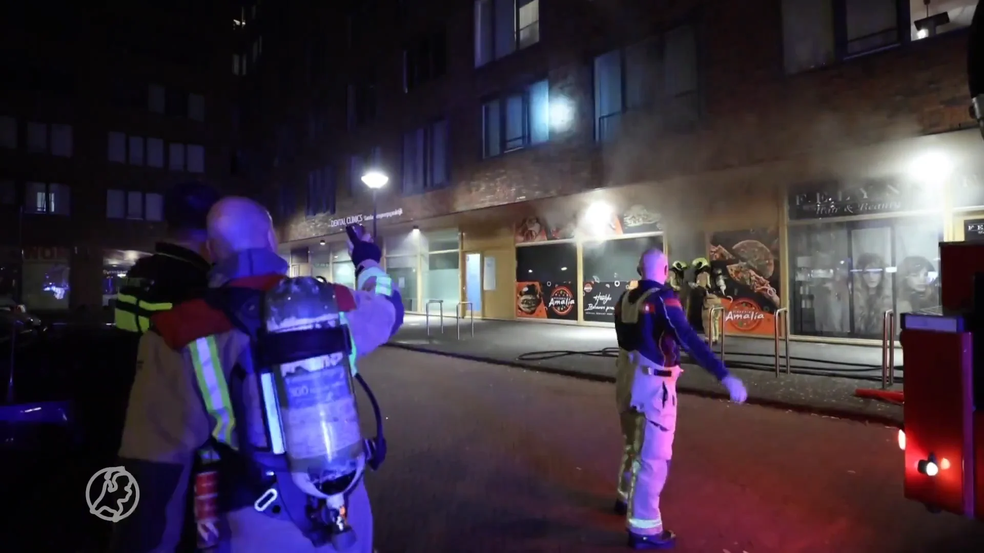 Brand in Haagse pizzeria, twintig huizen erboven ontruimd