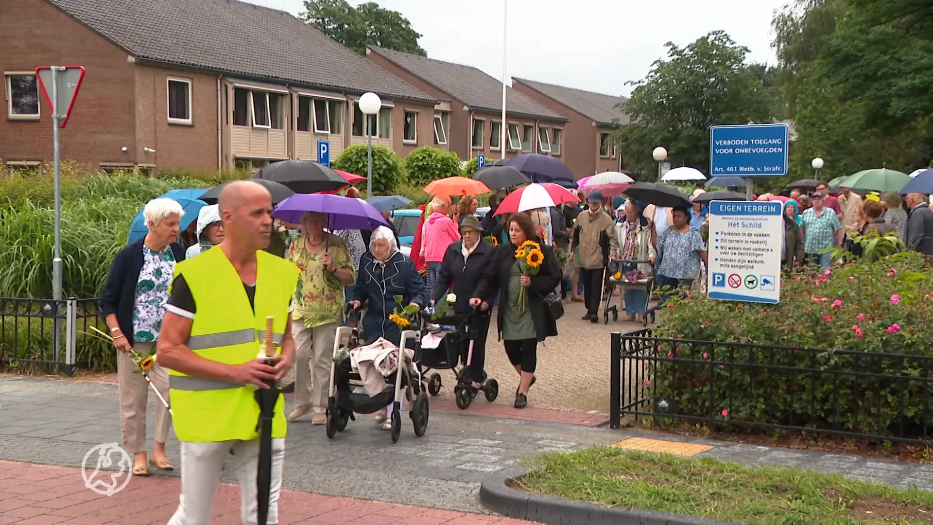 Stille tocht in Wolfheze na dodelijk ongeluk op spoorwegoverweg