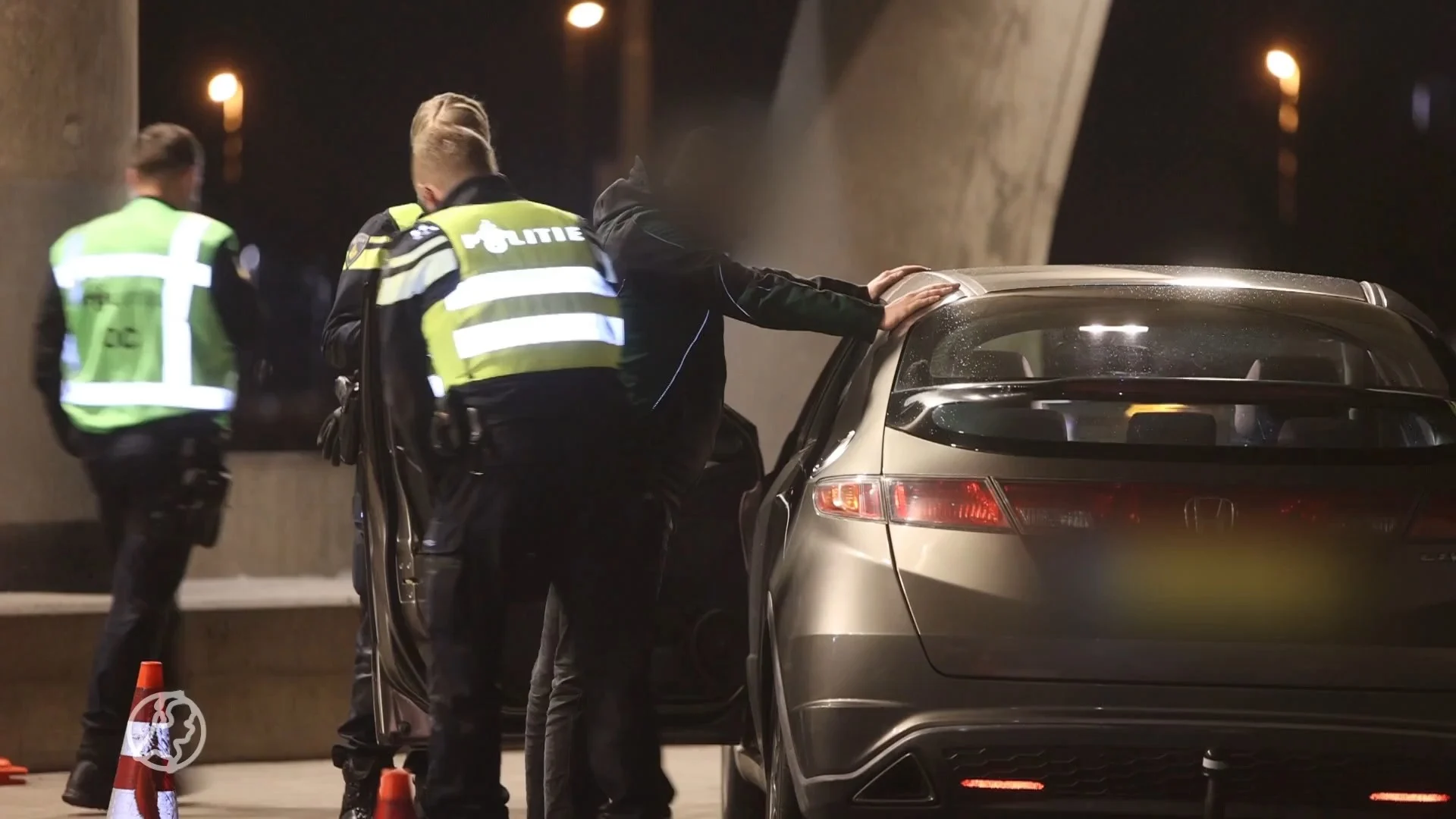 Grote politieactie in Hedel vanwege afpersingszaak