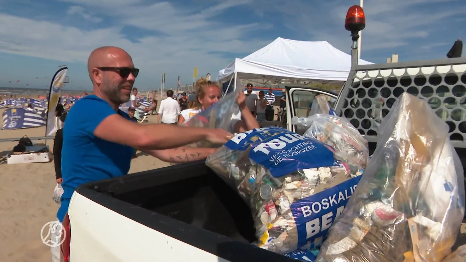 Vrijwilligers rapen 57.772 peuken op van de stranden: 'Het is hier geen asbak'