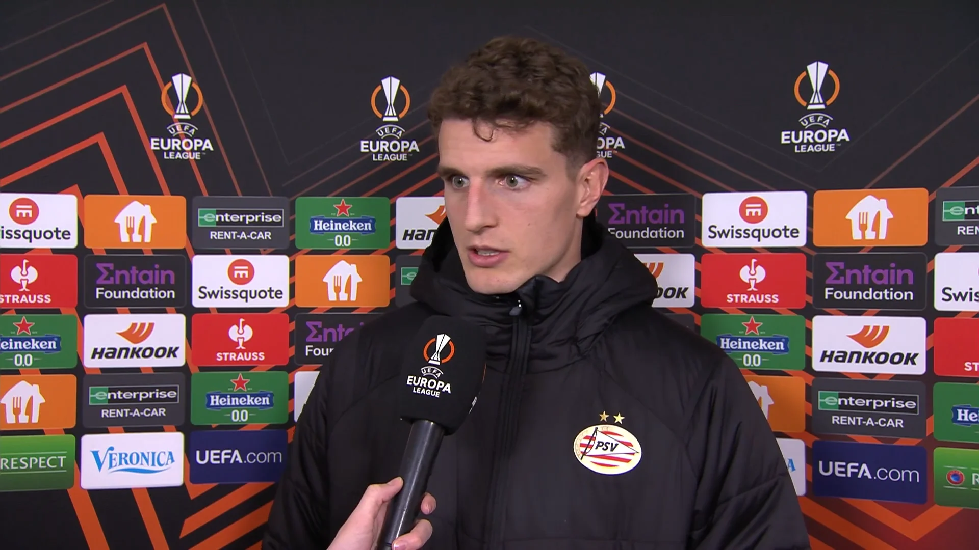 Til over veldbestormer bij PSV - Sevilla: 'Idioot!'