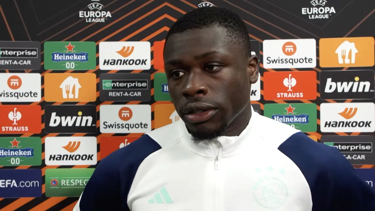 Brobbey had contact met Vaessen: 'Hij stuurde me een lief berichtje, daar was ik heel blij mee'