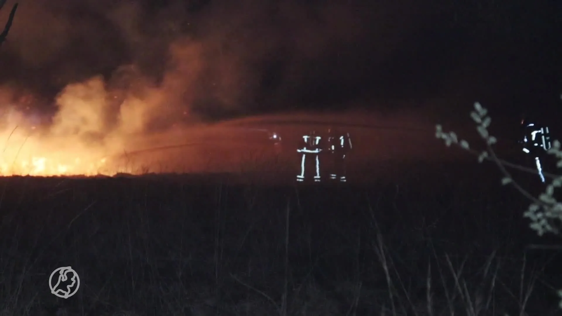 Zeer grote brand in natuurgebied Paaskamp bij Assen