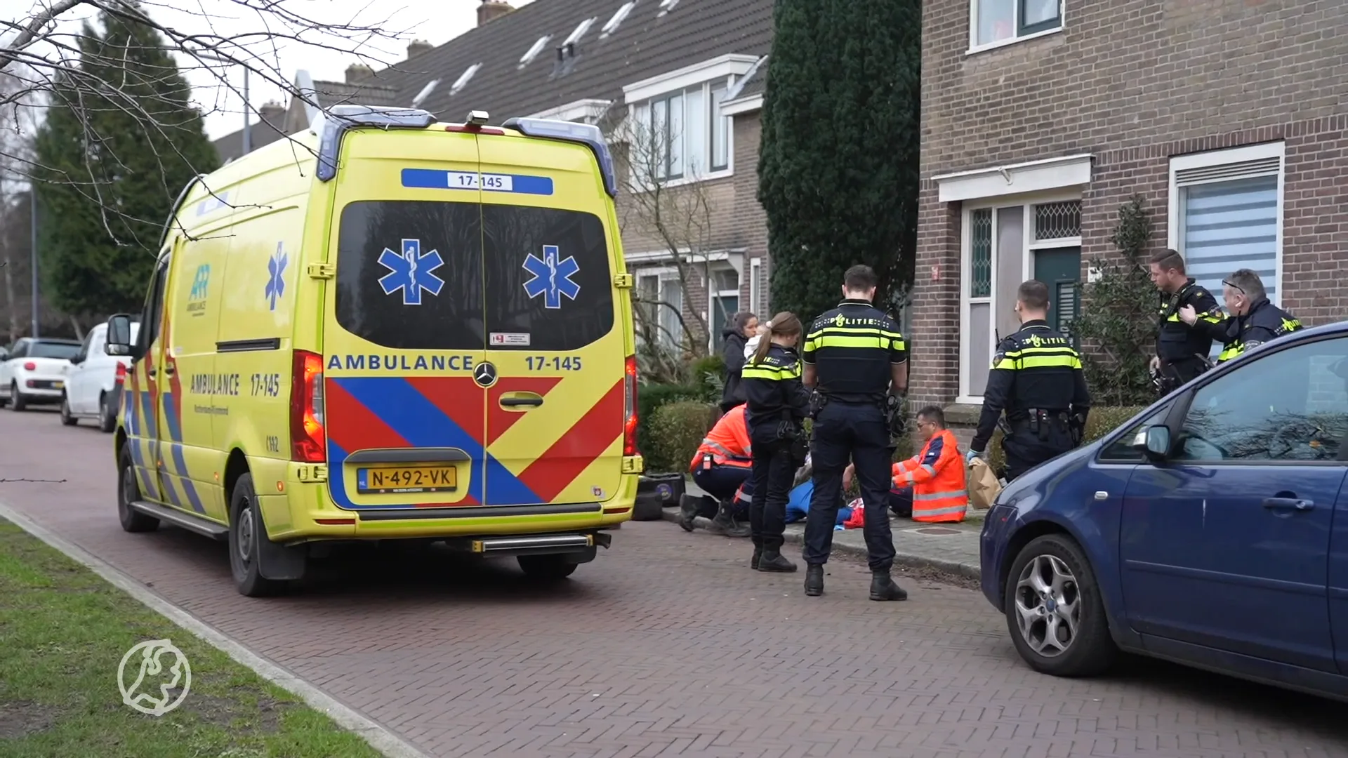 Automobilist zwaargewond bij steekpartij na onenigheid met groepje jongeren