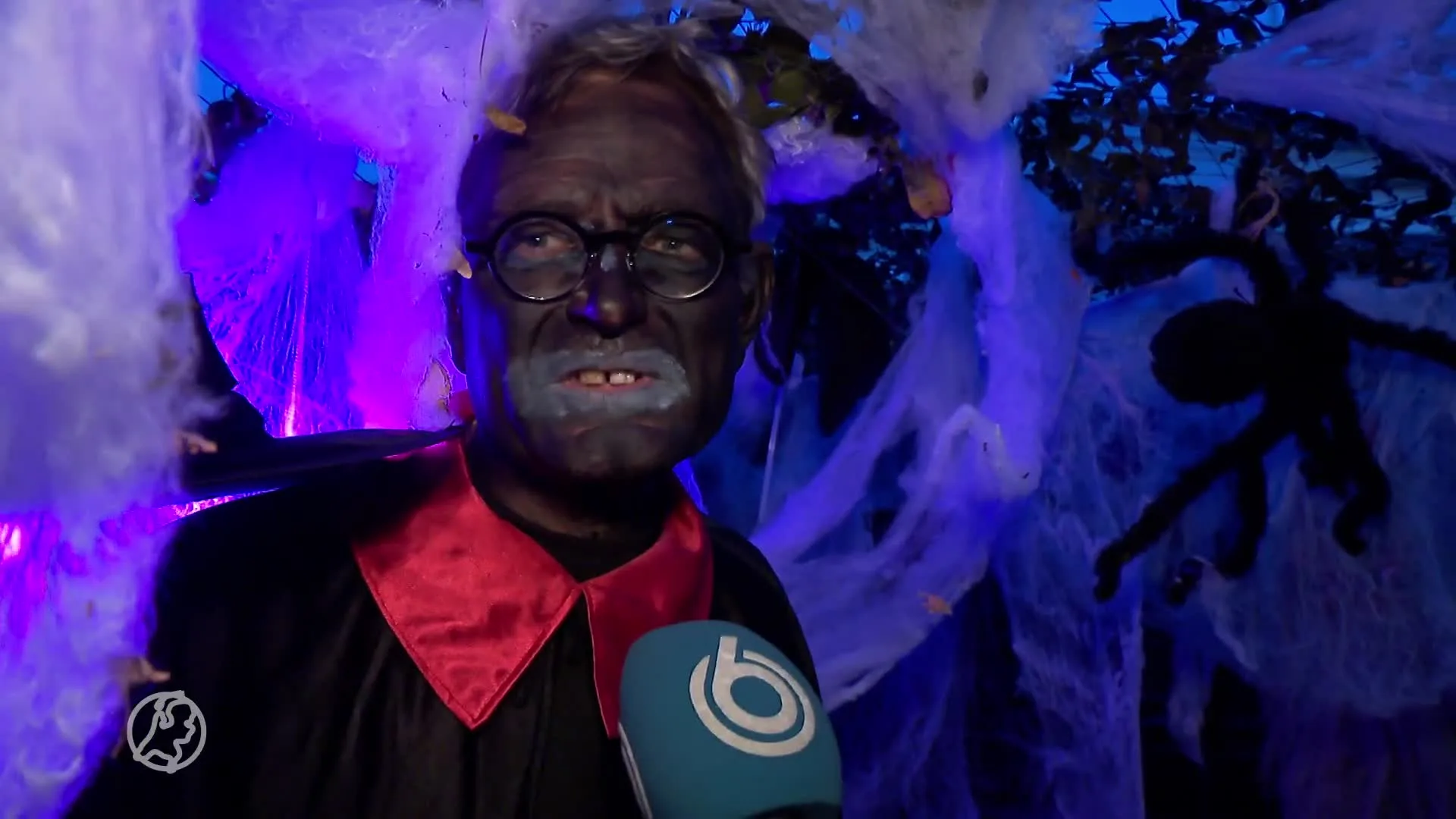 Straat omgetoverd tot spookhuis: 'Geniet ervan als mensen gillend naar buiten rennen'