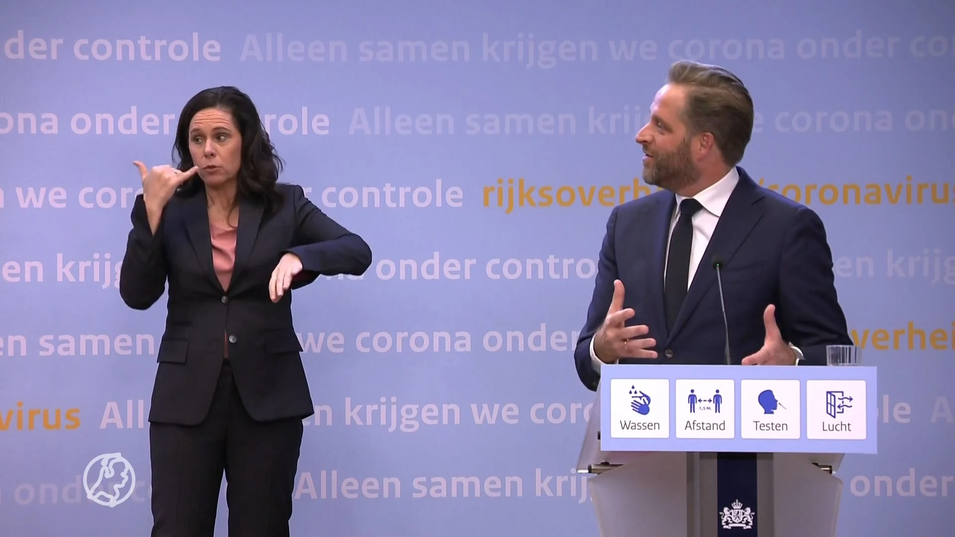 Wie blijft Hugo bellen tijdens de persco?