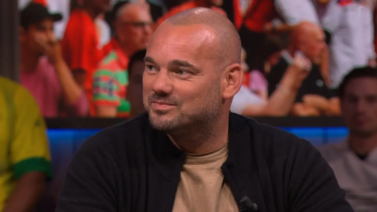 Sneijder adviseert Koeman: 'Dat is een speler waar je een belletje naar moet plegen'