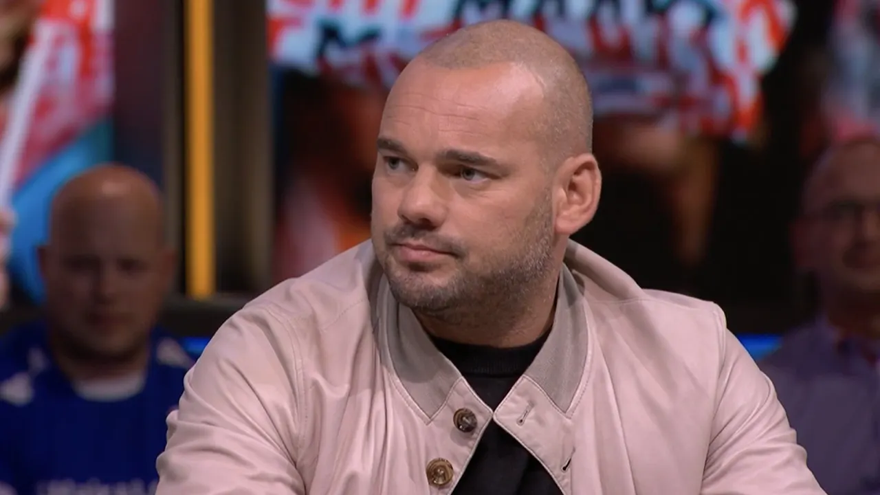 Wesley platgebeld door buitenlandse media over laatste plaats Ajax: 'Ze geloven het niet!'