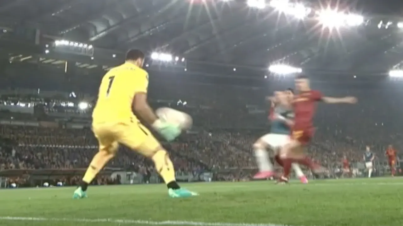 KANS: Szymanski schiet van dichtbij op Rui Patricio