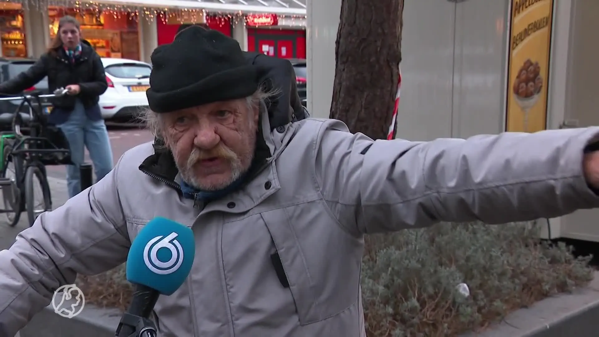 Medewerker in Amsterdamse Albert Heijn neergestoken: 'Er lag ...