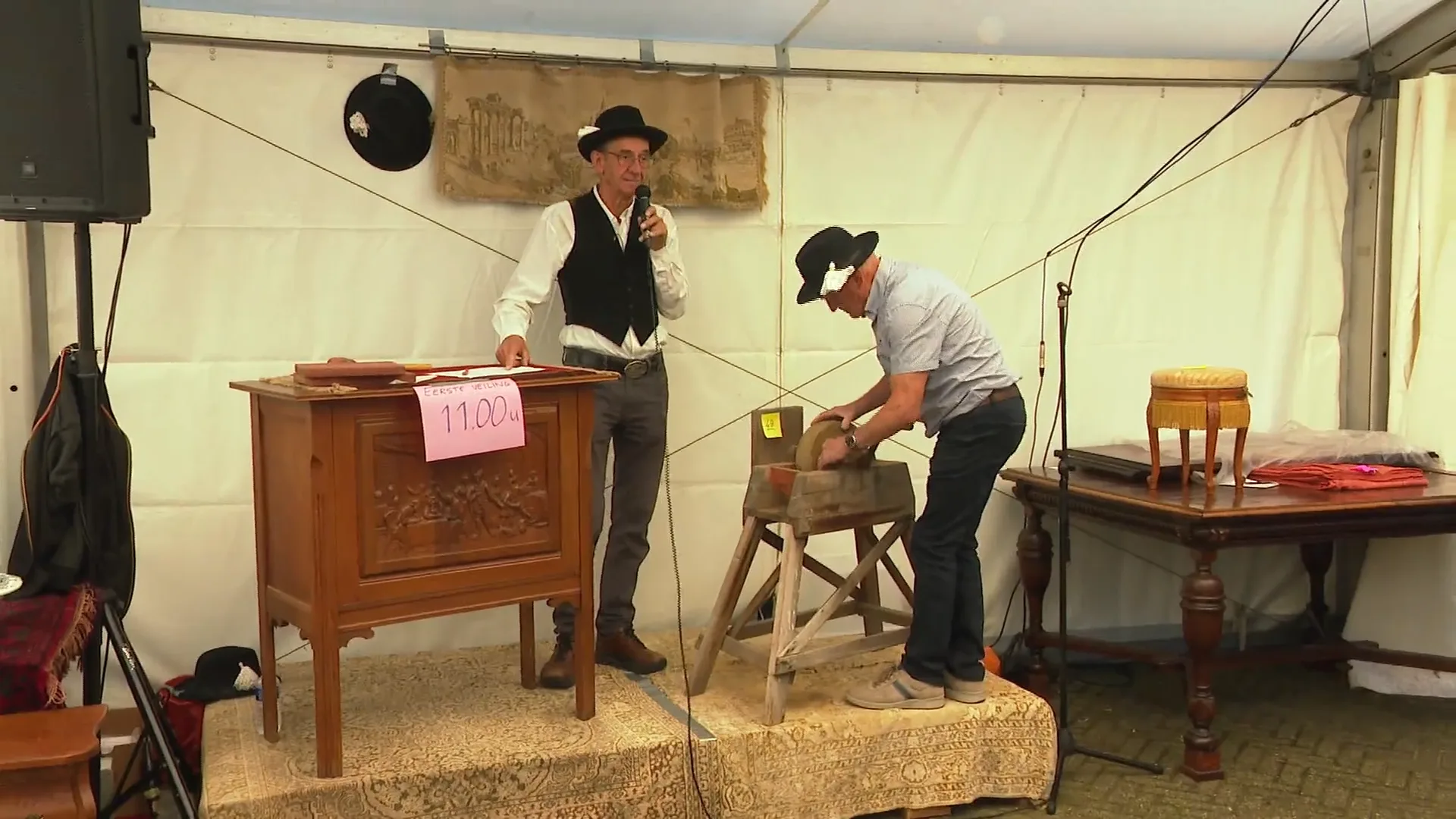 Woning vol brocante van Marcel met mooie verhalen gaat weg
