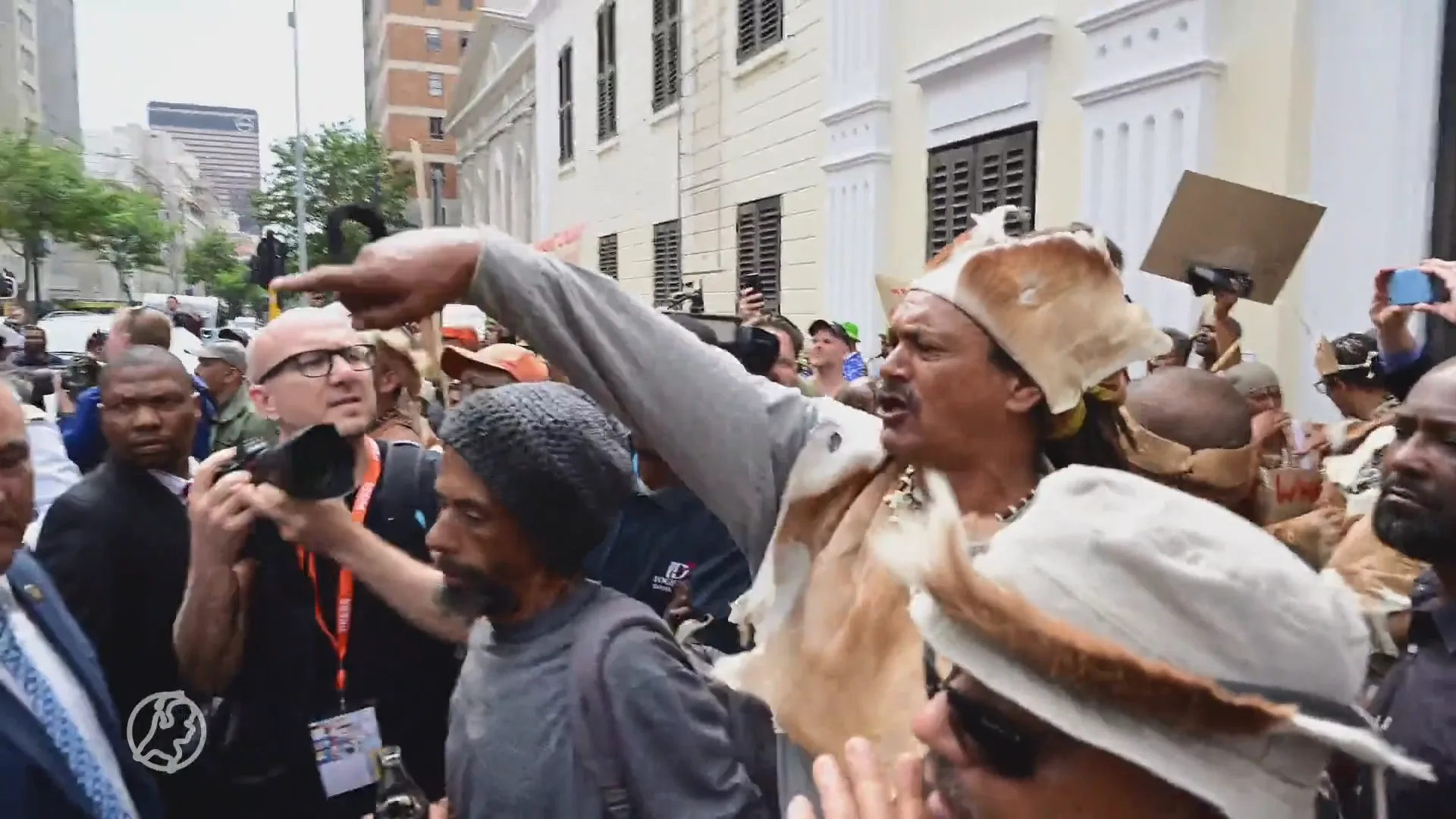 Koning had protesten verwacht: 'Goed dat die emoties naar buiten komen'