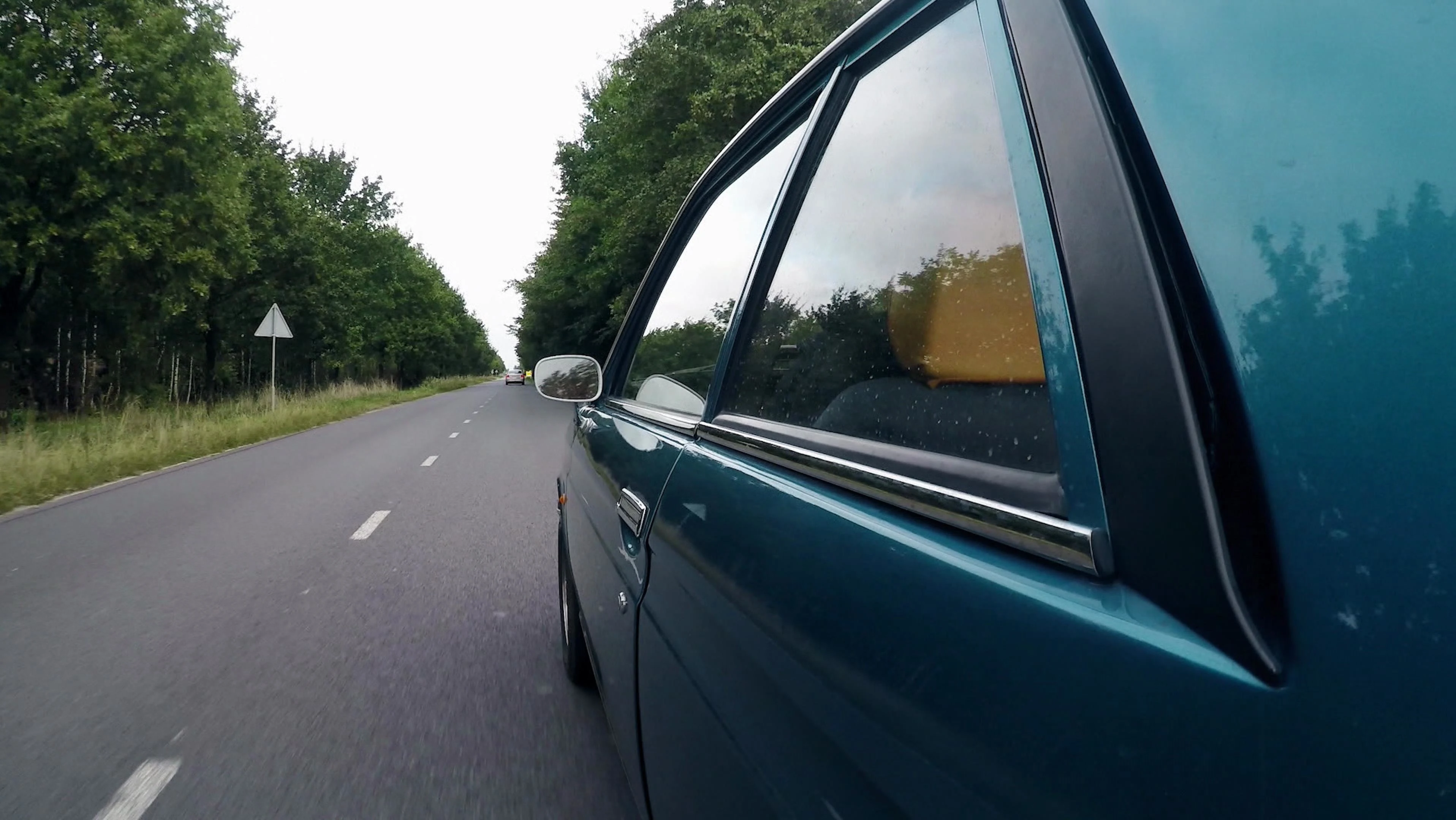 Volkswagen Polo Peugeot 104 Ford Fiesta Classics Triotest