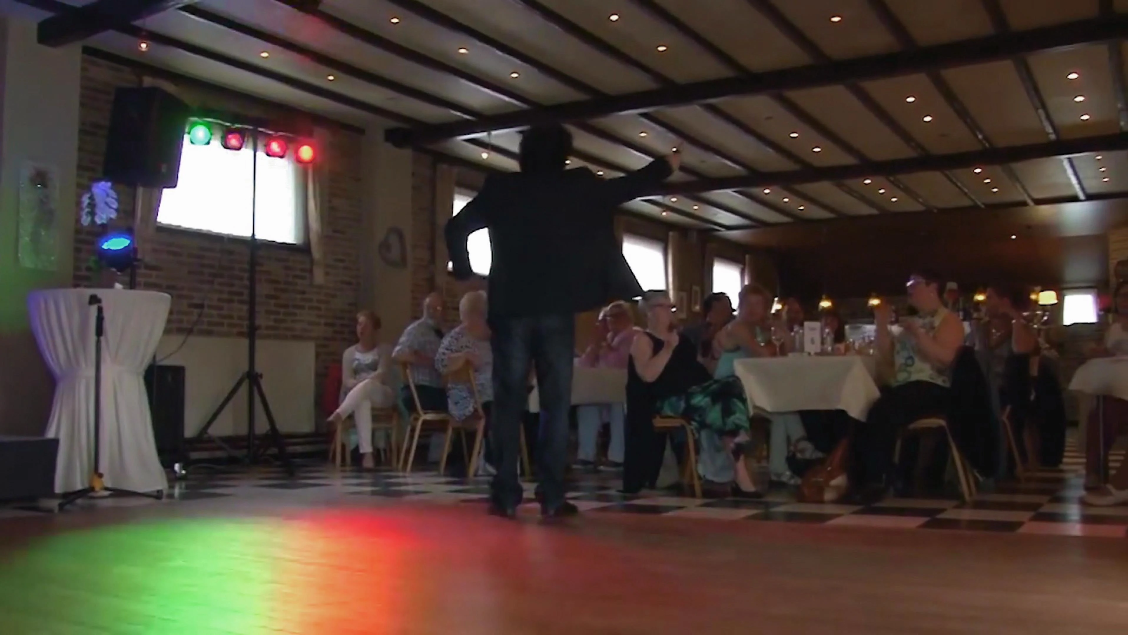 Seizoen 1, aflevering 1