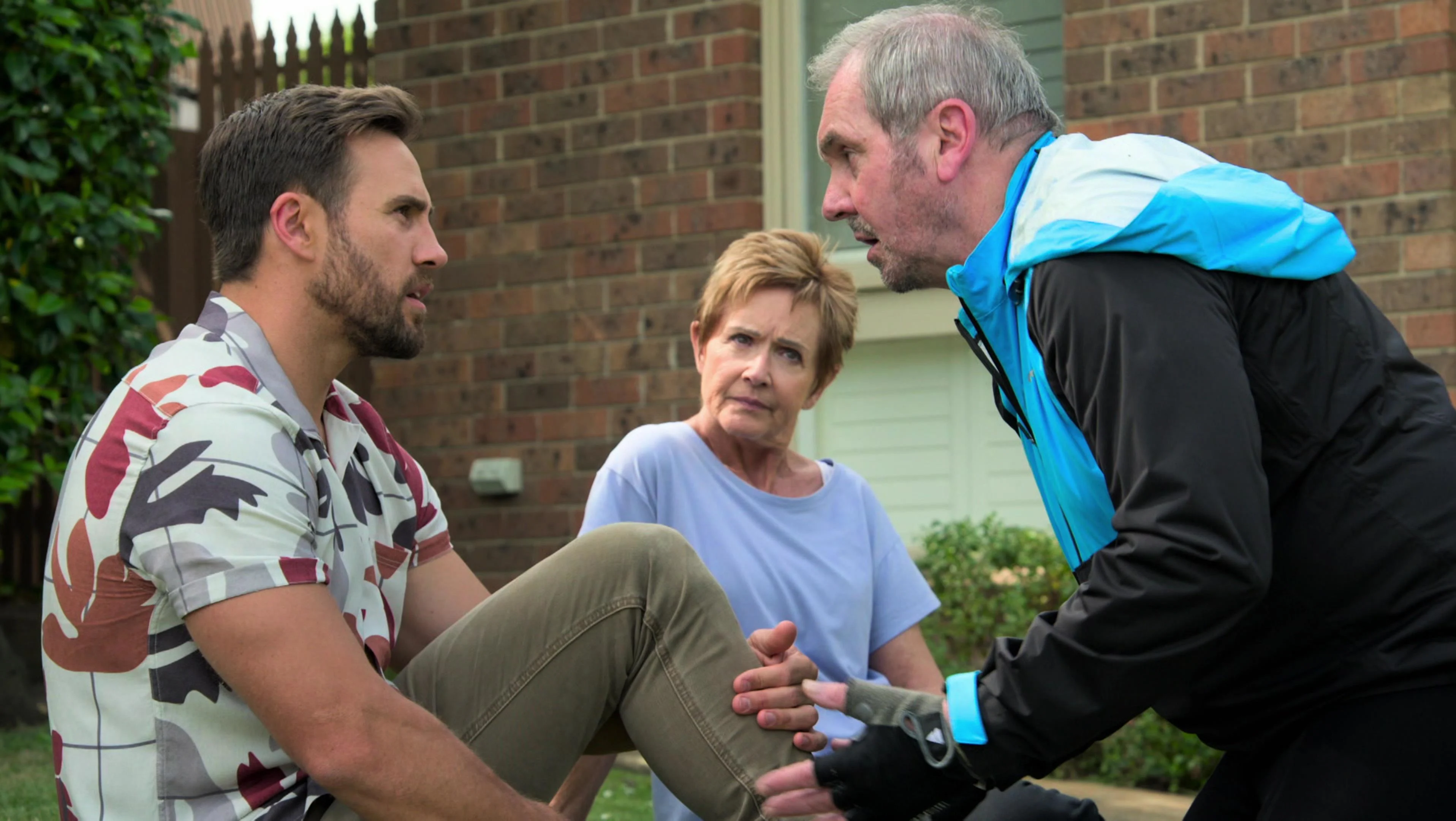 Neighbours (2023)