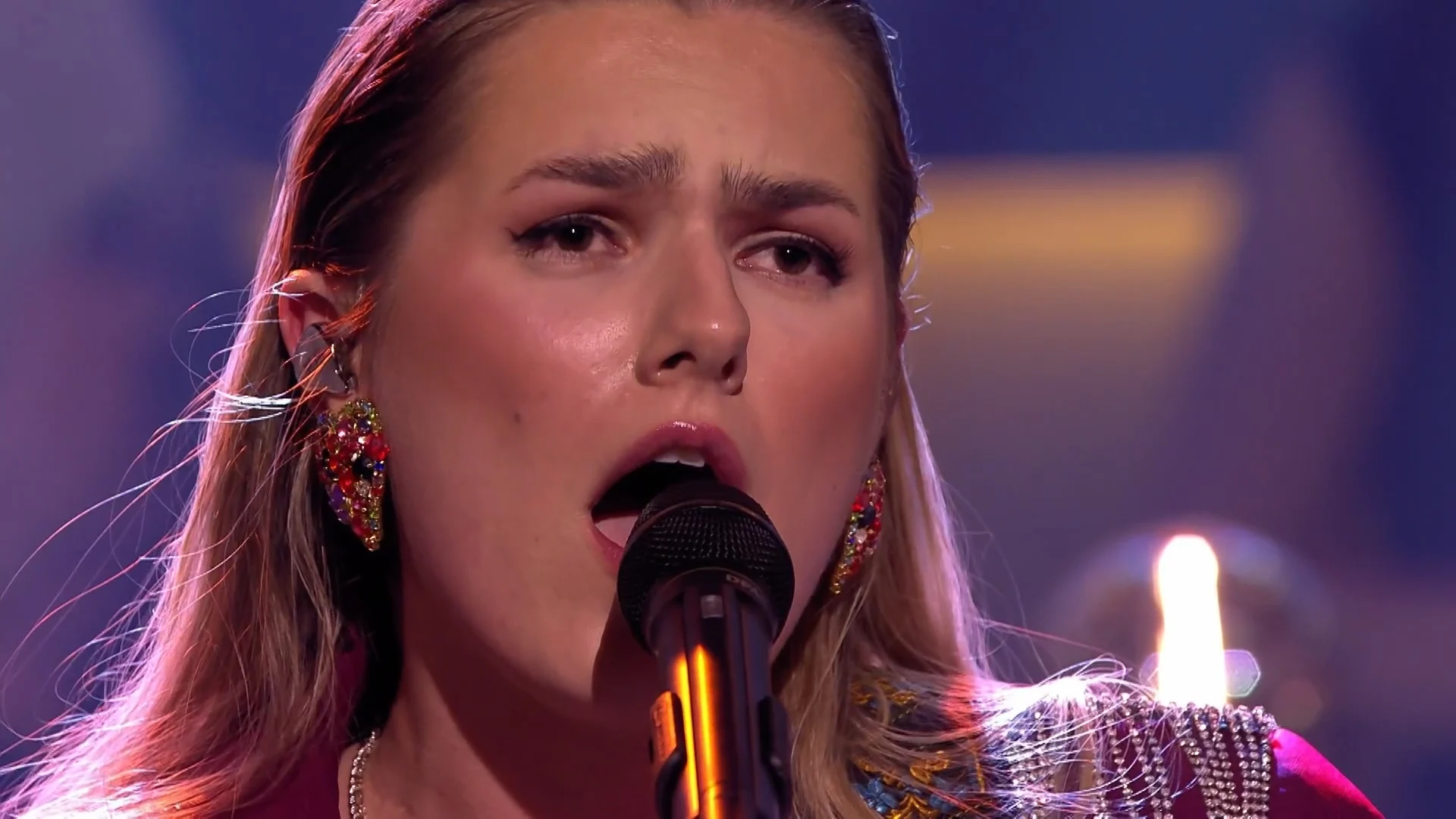 Ellece - Someone You Loved