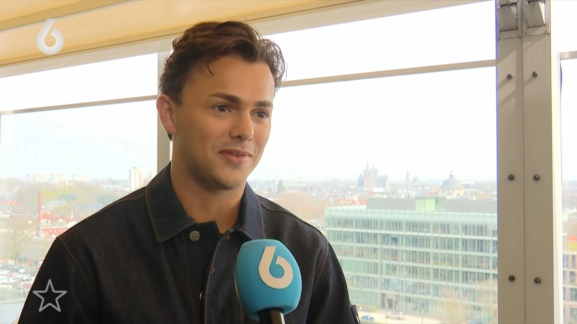 Shownieuws-deskundigen lovend over nieuwste album Flemming