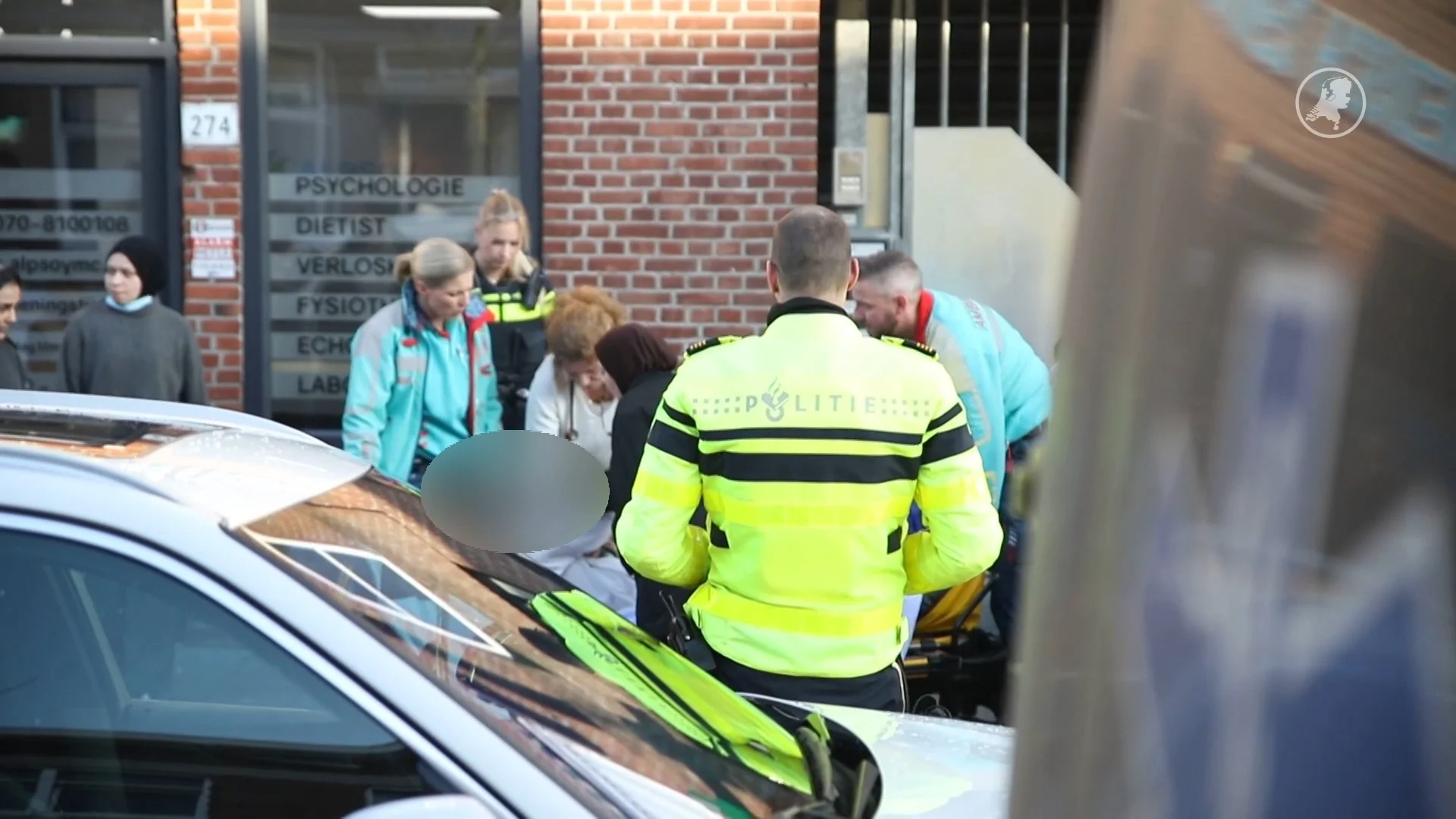 Meisje aangereden bij zebrapad voor school, bestuurder aangehouden