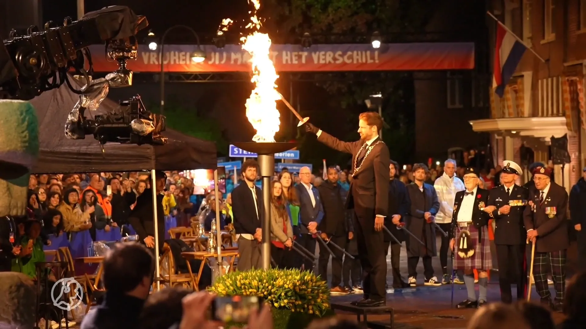 Bevrijdingsvuur in Wageningen ontstoken door twee WO II-veteranen