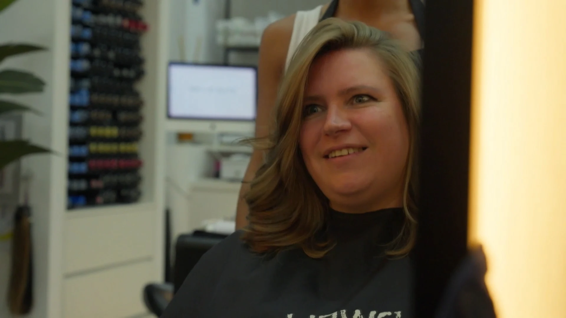 Moeder gaat voor 600 euro naar de kapper