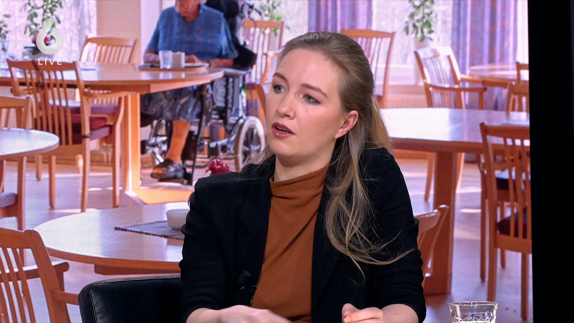 Ouderen zijn de pineut door bezuinigingen