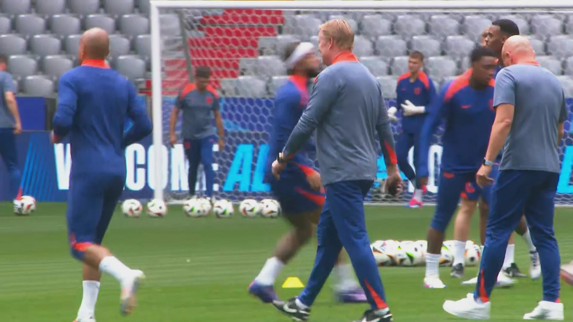 Koeman bij laatste persconferentie: 'We moeten agressiever zijn'