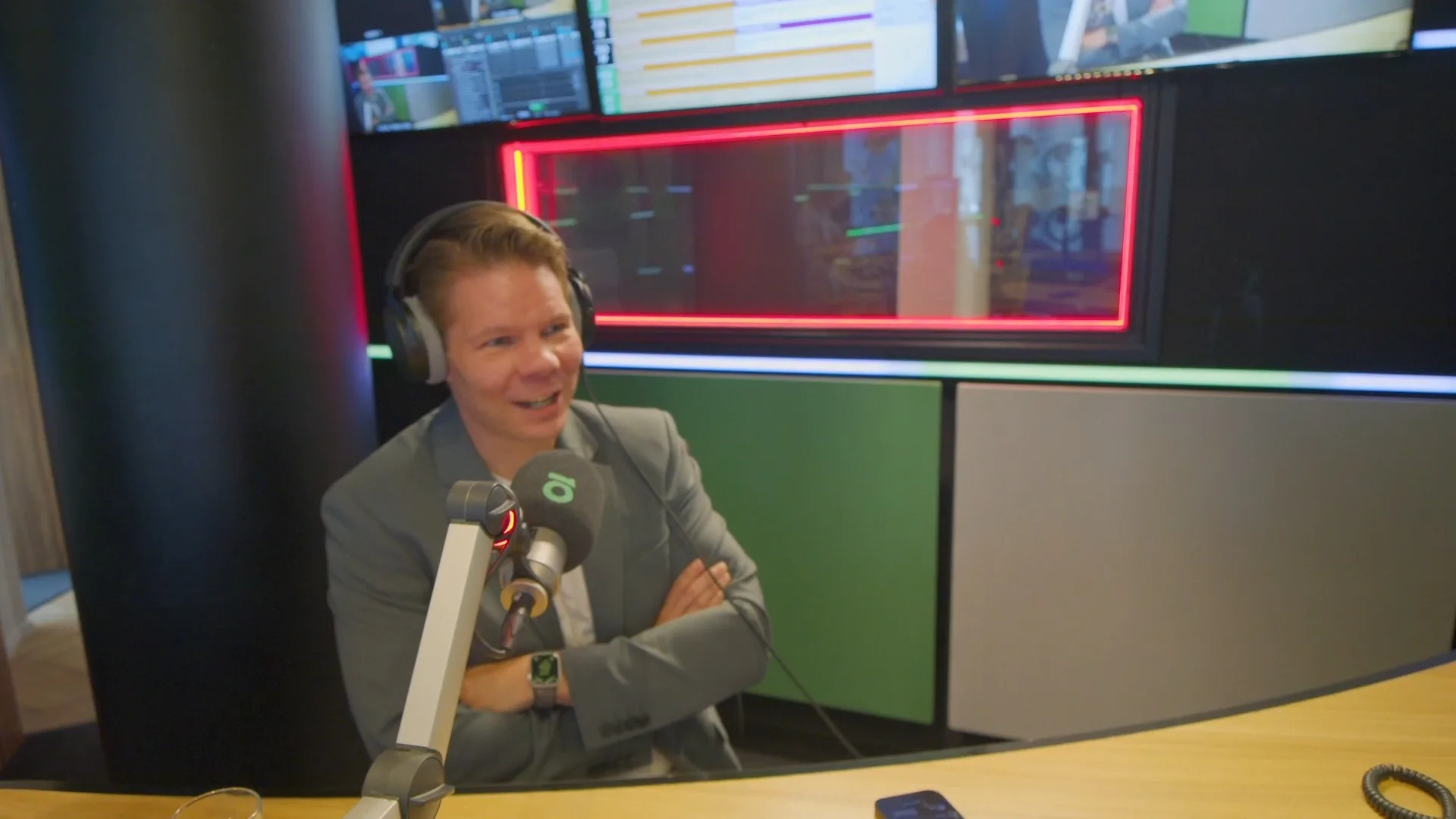 Victor Vlam: "Johan wil mij graag nog aan tafel bij VI, maar Wilfred wil dat niet. Daar ligt de blokkade."